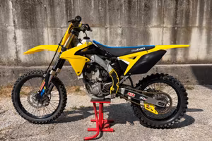 Suzuki RM-Z 250 (2016) Valenti Racing