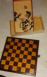 Scacchiera un legno richiudibile