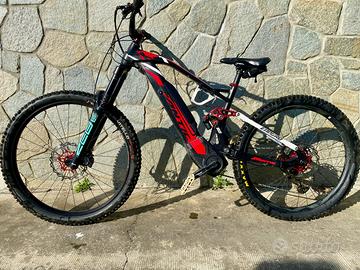 Fantic XF1 Integra Enduro e-MTB – 3.400 km – compo