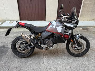 Ducati DesertX 2023