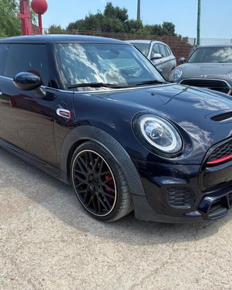Mini Coupe John Cooper Works 2.0 (170 KW)