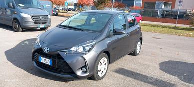 Toyota Yaris 1.5 Hybrid 5 porte Business