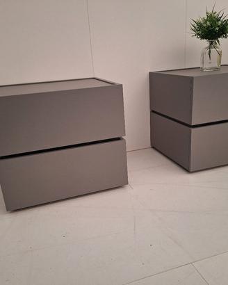 2 comodini grigio nuovi di fabbrica
