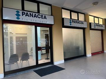 Stanza arredata in studio sanitario avviato Muggiò