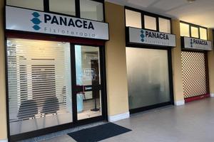 Stanza arredata in studio sanitario avviato Muggiò