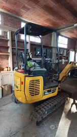 MINIESCAVATORE KOMATSU PC16R-3 HS