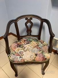 Coppia di sedie in stile Rococò – Legno intagliato
