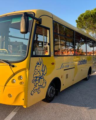 SCUOLABUS  54+2+1   IVECO  100/E4  CACCIAMALI