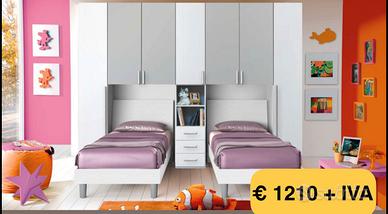 Cameretta con 2 letti singoli e armadio integrato