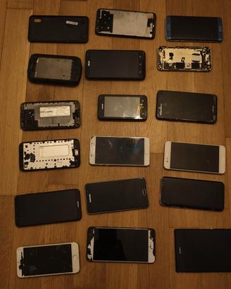 Lotto telefoni funzionanti e guasti