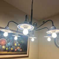 Lampadario e applique dipinti a mano 400€