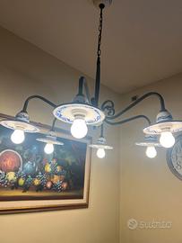 Lampadario e applique dipinti a mano 400€