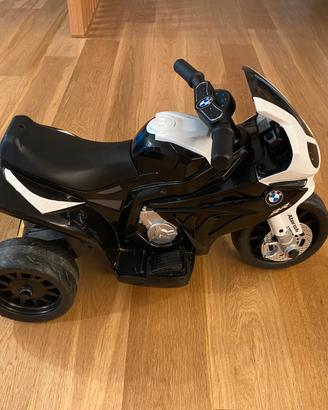 Moto elettrica BMW per bambini