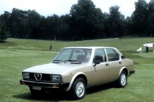 Alfa Romeo Alfetta berlina 2000 ricambi usati