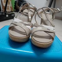 Scarpe con zeppa