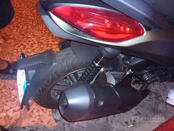 piaggio beverly 310