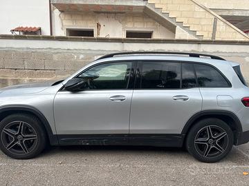 Mercedes glb 200 premium