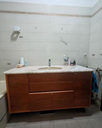 Mobile bagno+lavabo+miscelatore