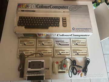Lotto Commodore VIC-20 Boxato con giochi