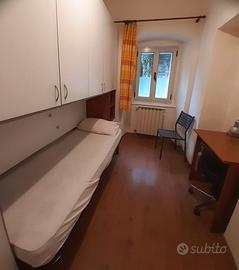 Si libera una stanza per studenti uni