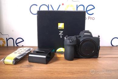 Nikon Z5 usata con 149.000 scatti