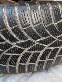 quattro gomme pneumatici invernali usate