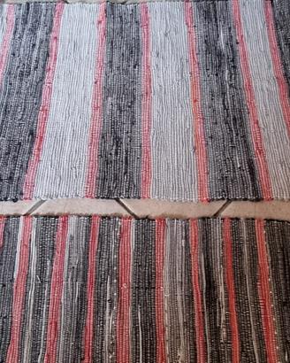 2 tappeti Ikea cucina pezzotti cotone rosso nero