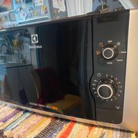 Forno a Microonde Electrolux