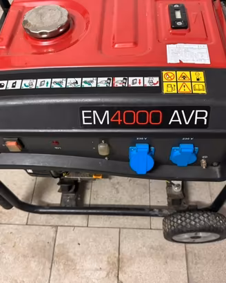 Generatore Gruppo EM4000 AVR