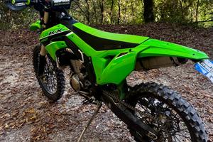 Kawasaki KX KXF 450 - 2023 targata motard