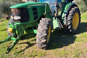 John Deere 6630