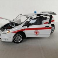 Modello fiat grande punto croce rossa no scatola