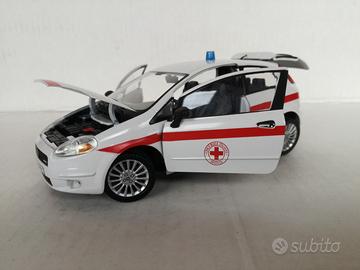 Modello fiat grande punto croce rossa no scatola