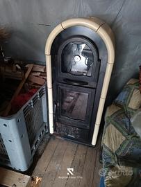 Stufa a Legna  con Forno 