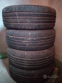 Pneumatici per auto