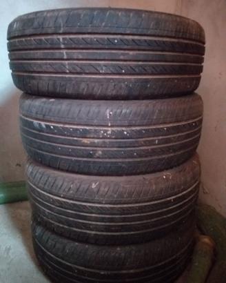 Pneumatici per auto