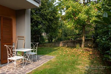 Curno – Bilocale con giardino privato 100 mq + box