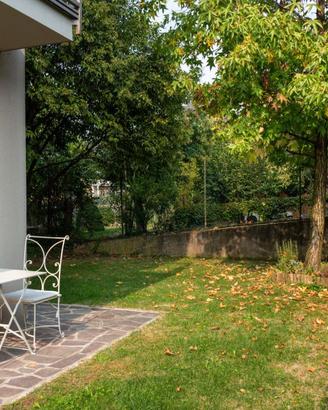 Curno – Bilocale con giardino privato 100 mq + box