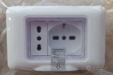 Scatola Stagna Esterna IP55 Con Sportello Completa