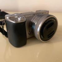 Sony Alpha A6000 + 16-50mm come nuova FULLHd
