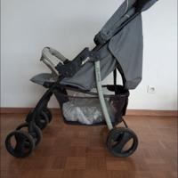 passeggino leggero con porta bicchiere/biberon 