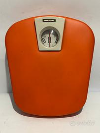 Bilancia vintage arancione anni 70 Soehnle design