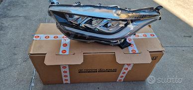 faro led anteriore sx Toyota Yaris 2025 