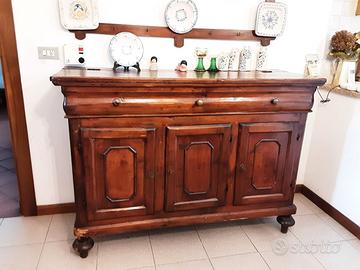Credenza 