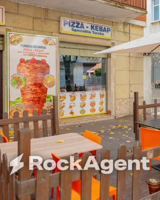 Attività / Licenza di 50 m² con 1 locale a Carmagn