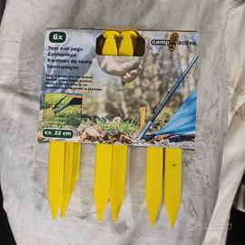 PICCHETTI TENDA CAMPEGGIO PLASTICA 22 Cm  LEGGERI 