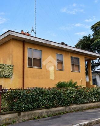 VILLA SINGOLA A ROZZANO