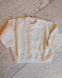 Golfino neonato in lana fatto a mano, pezzo unico