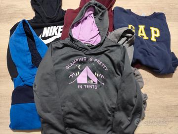 Fuori tutto 5 felpe marca+1  North face omaggio