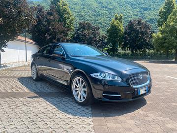 Stupenda Jaguar XJ full Optional 